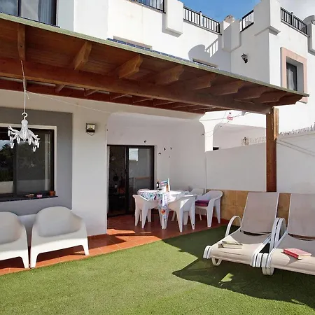 La Casa Blanca בית נופש *