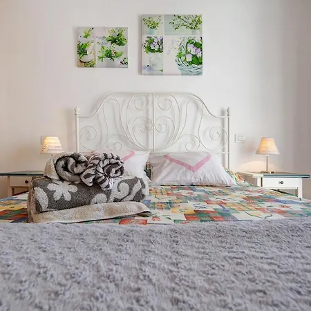 La Casa Blanca קורלחו